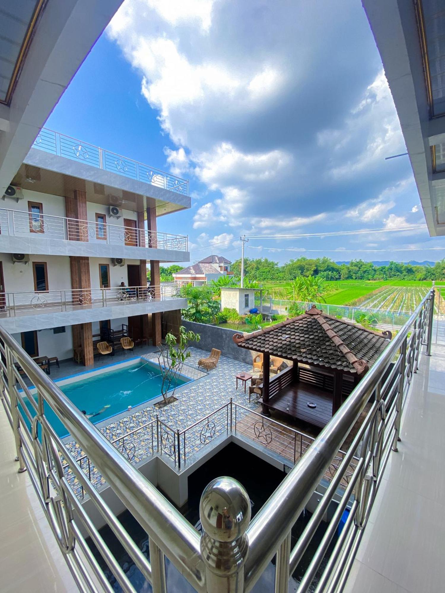 Hotel Wijaya Family 2 Kalasan Exterior photo